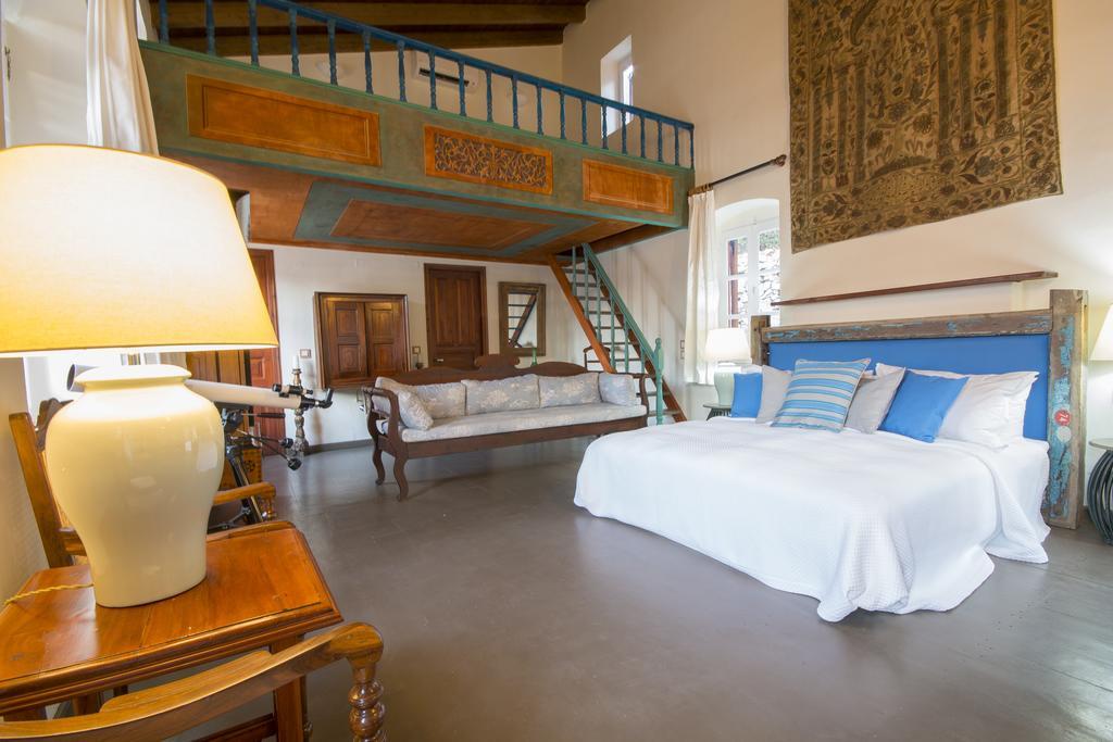 Emporio Hotel ซีมี ภายนอก รูปภาพ